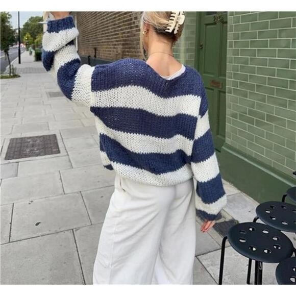 Oversized Sweaters for Women - Picture 2 of 4